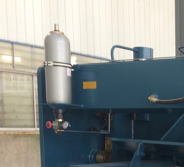 accumulator-shearing machine maszyna do strzyżenia akumulatora