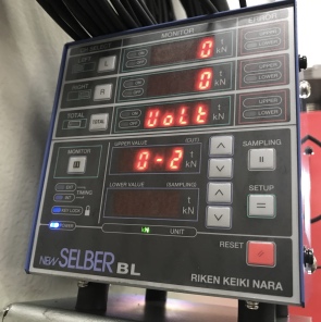 Naciśnij monitor tonażowy