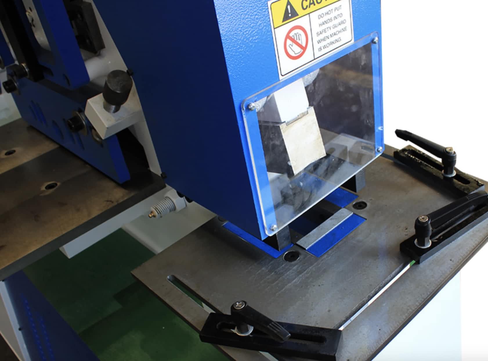 Notching-Iron Worker