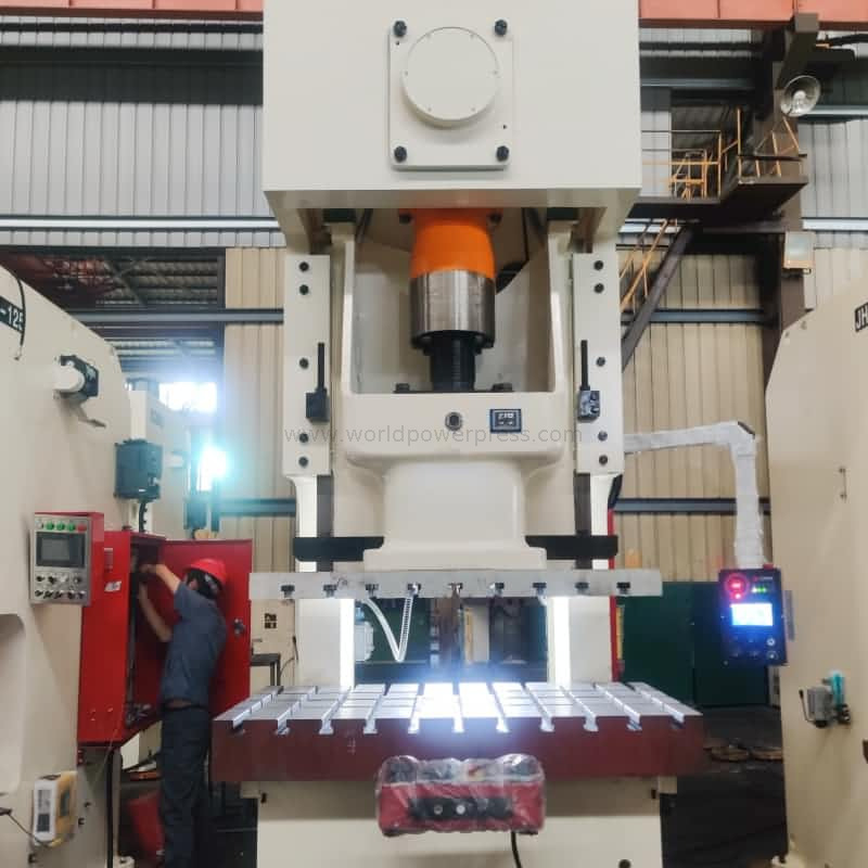 Prasa napędowa typu korby ramy 400ton C