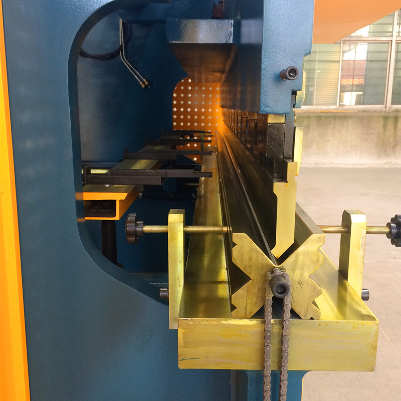 Naciśnij Die Hamure