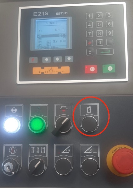 Maszyna do cięcia systemu E21S NC