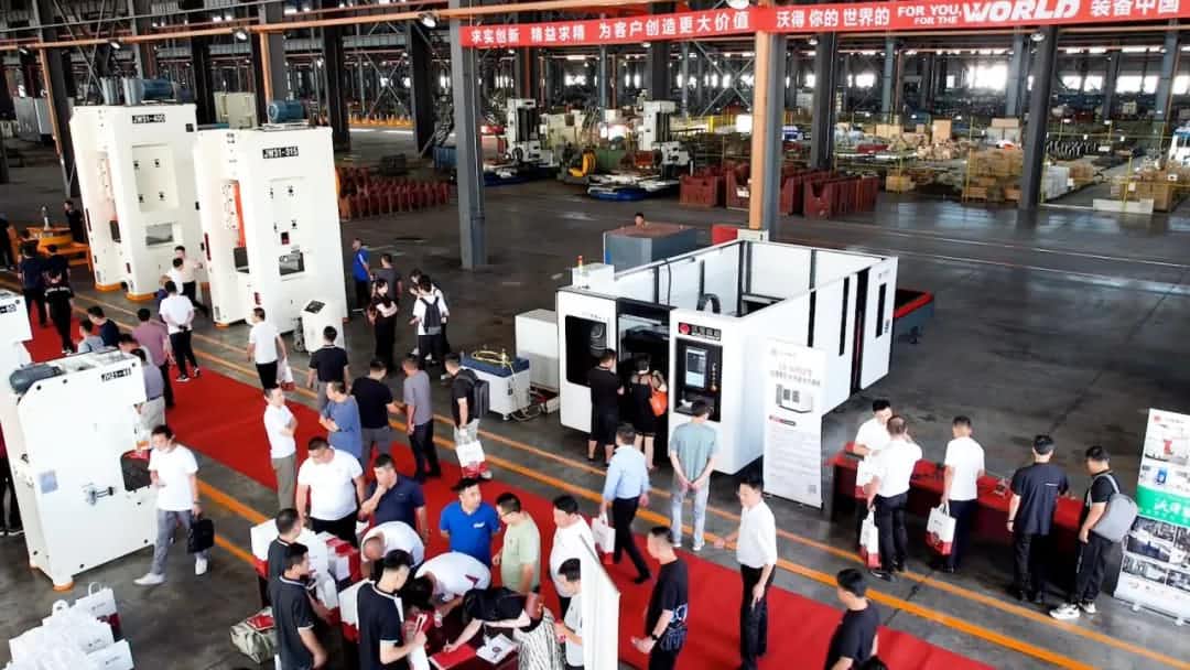 World Laser Cutting Machine-2